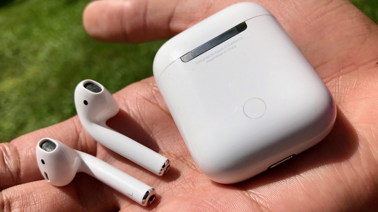 AirPods, wireless headphones could cause cancer, scientists claim